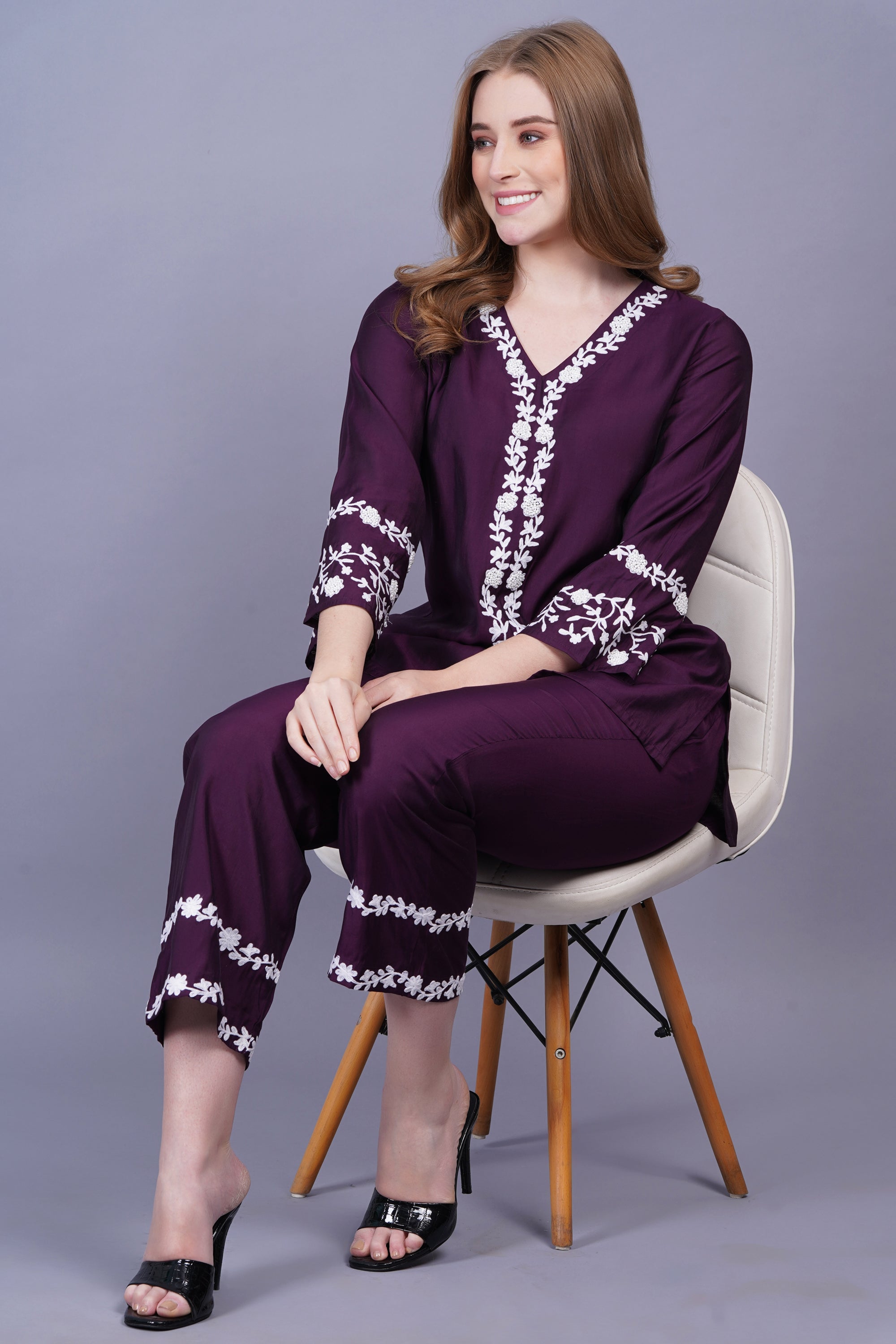 EMBROIDERED COORD SET